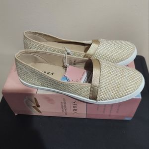 Serra Women's A-Line Shoes